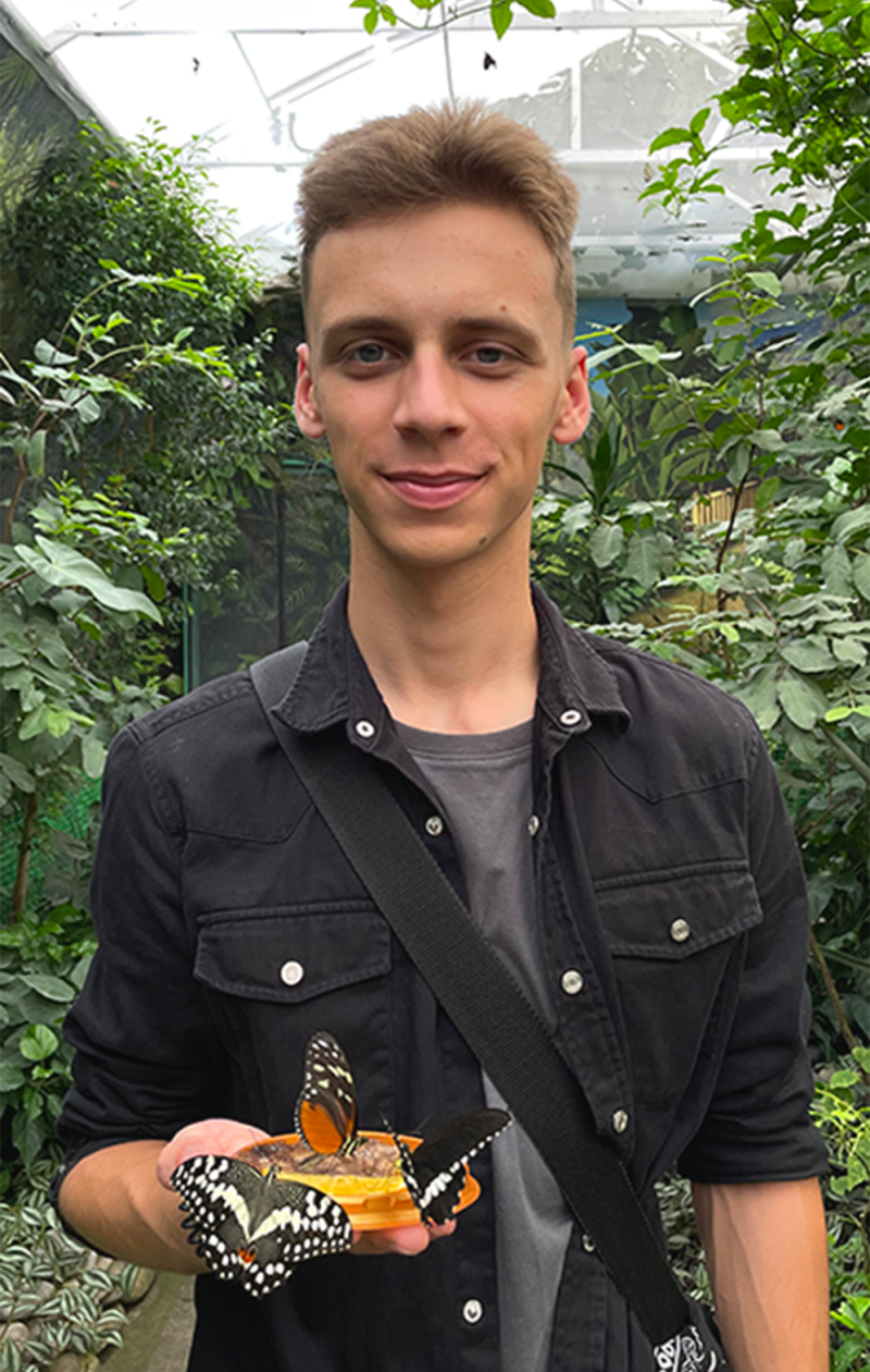 андриенко@2x